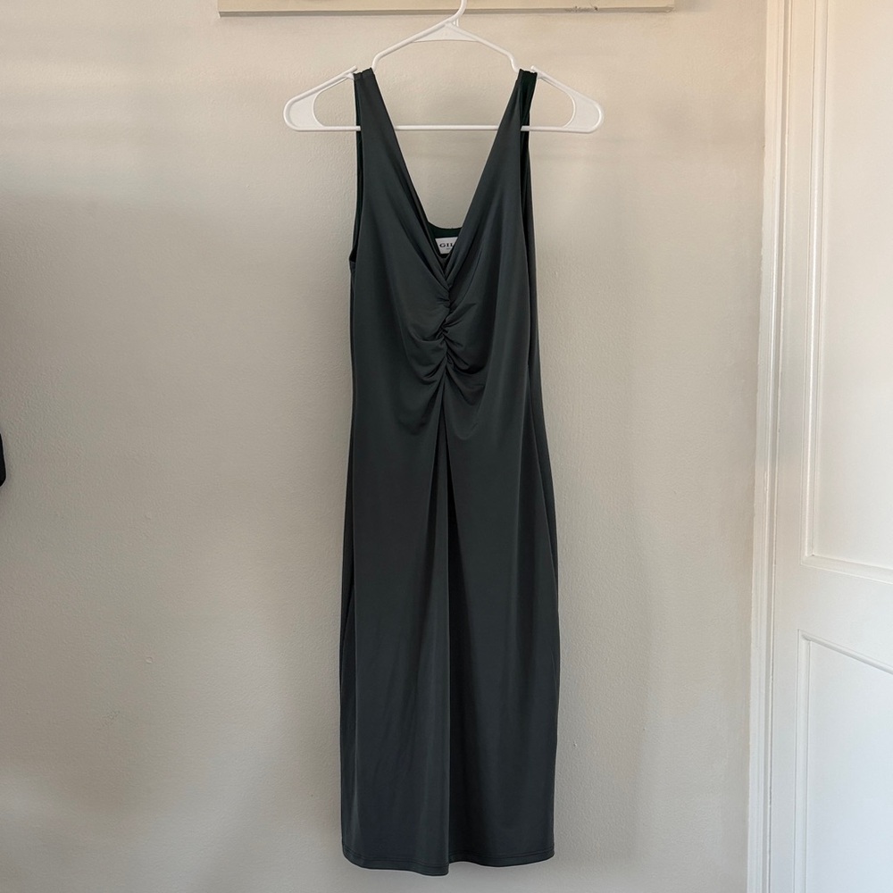 Gilli Dark Green Twist Front Midi Dress